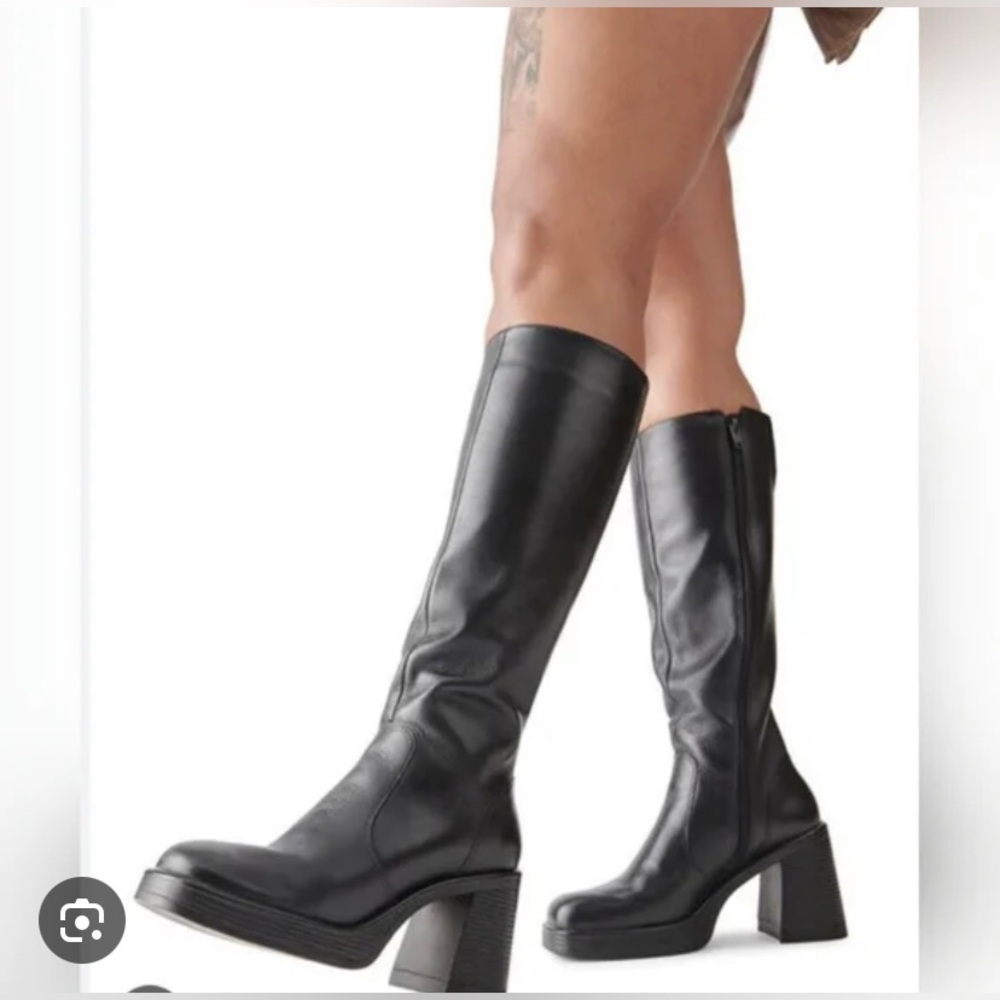 Fanatik Black leather boots